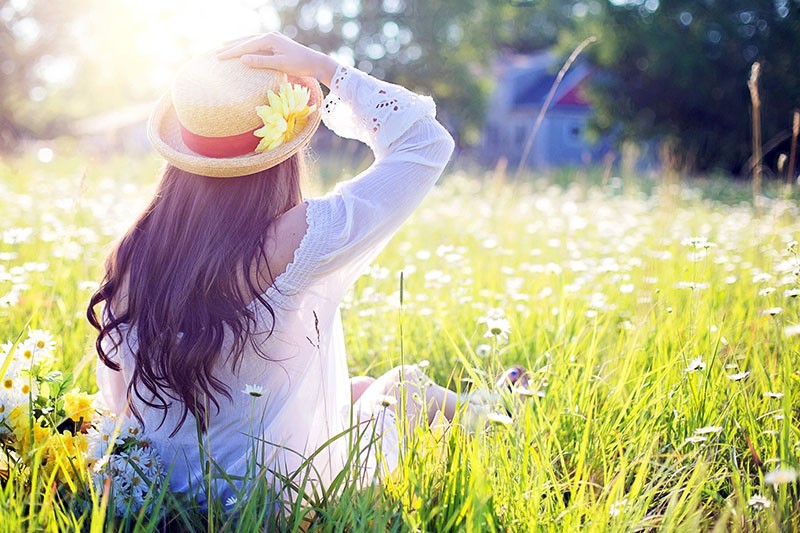 Horko, změny tlaku, hmyzí štípnutí a další nástrahy léta