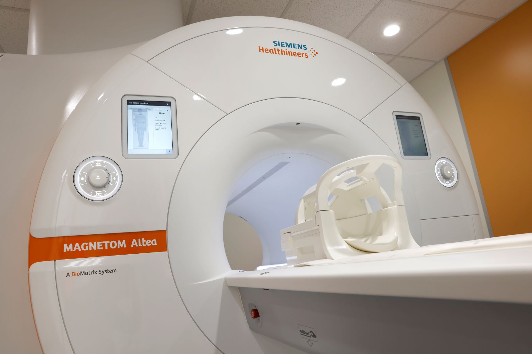 Magnetická rezonance v regionech. Pacienti z Ústí nad Labem už nemusí dojíždět do Prahy