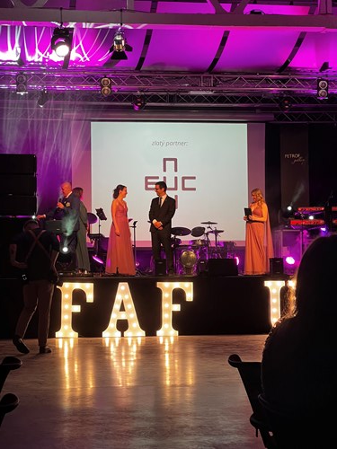 EUC podpořila 52. ples farmaceutů v Hradci Králové